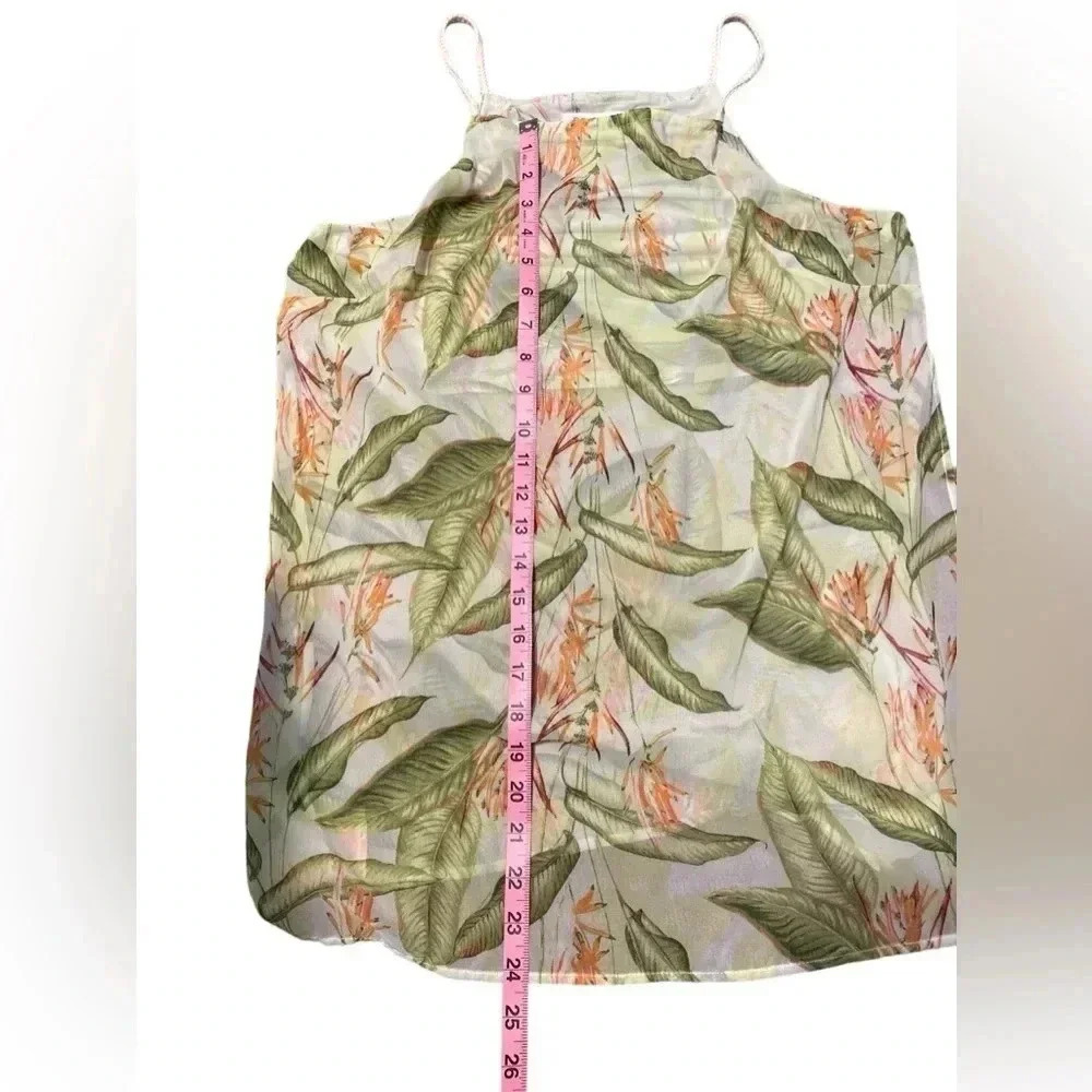 BCBG flowey top. Vacation summer tropical beach sexy​ - Picture 9 of 9